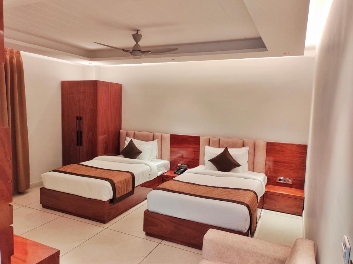 Hotel Suncity Palace カティハル エクステリア 写真