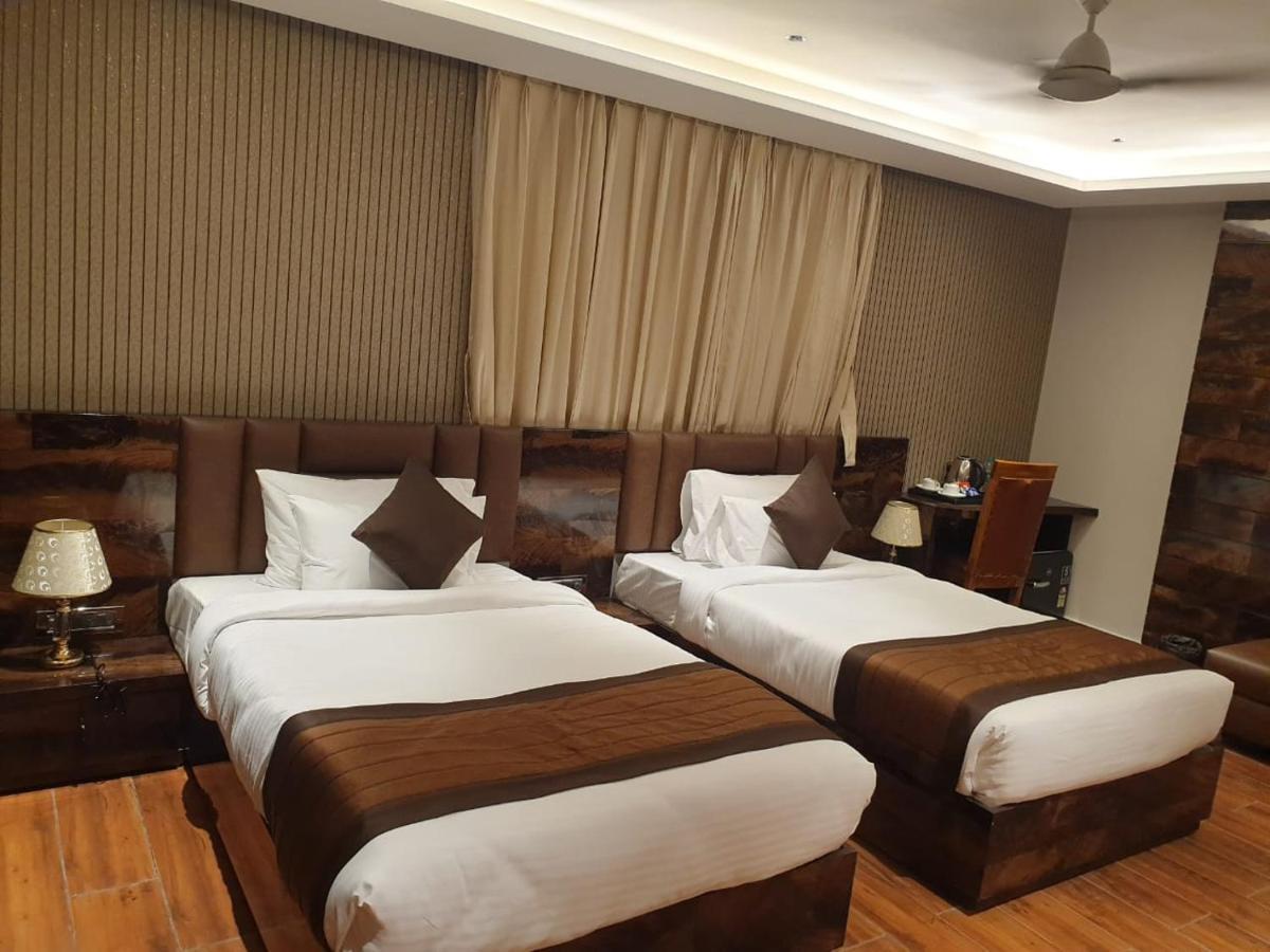 Hotel Suncity Palace カティハル エクステリア 写真
