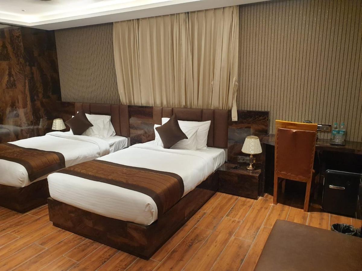 Hotel Suncity Palace カティハル エクステリア 写真