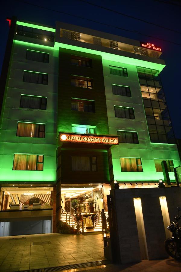 Hotel Suncity Palace カティハル エクステリア 写真