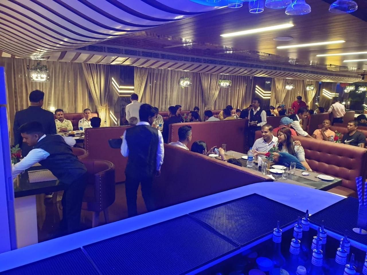 Hotel Suncity Palace カティハル エクステリア 写真