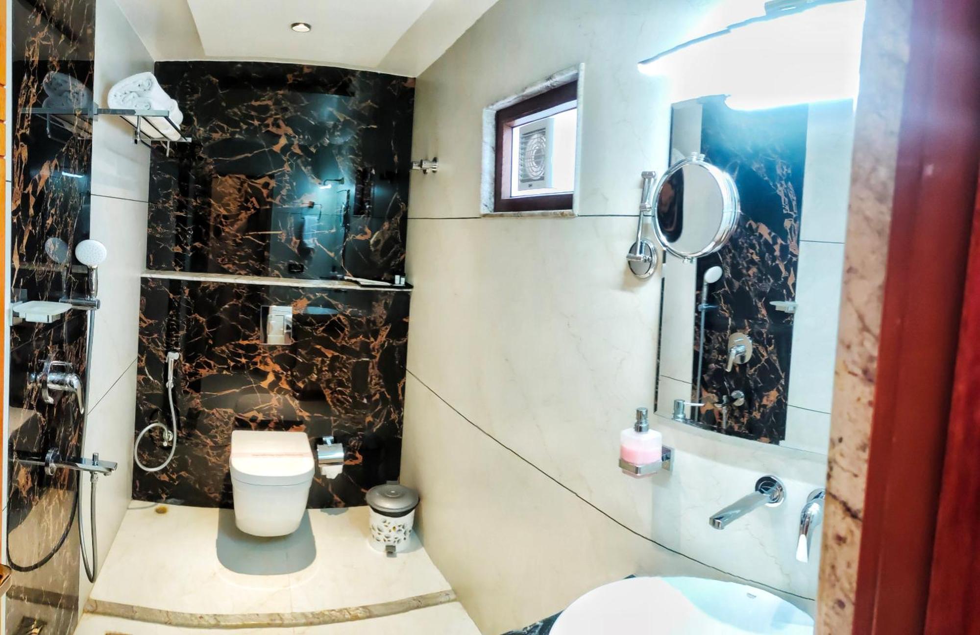 Hotel Suncity Palace カティハル エクステリア 写真