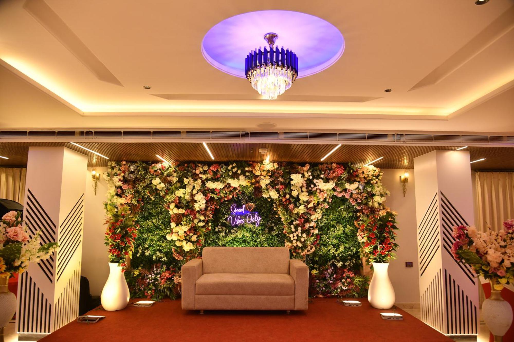 Hotel Suncity Palace カティハル エクステリア 写真